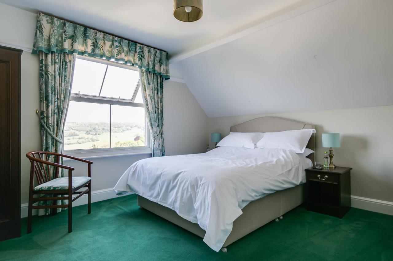 Cleeve Hill Hotel Bishop's Cleeve 외부 사진
