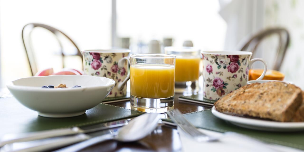 Cleeve Hill Hotel Bishop's Cleeve 외부 사진